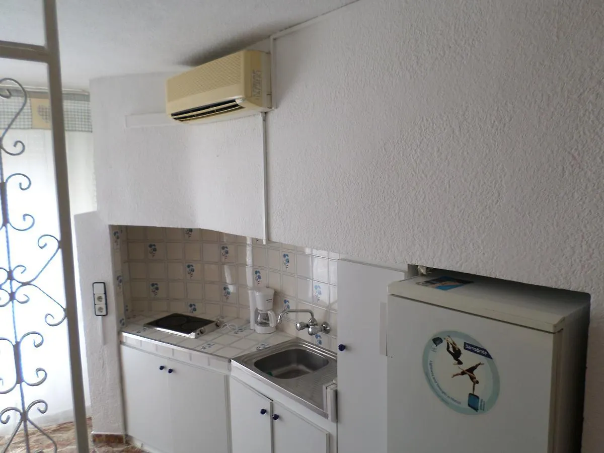 Apartamento Promar La Pineda 0*,